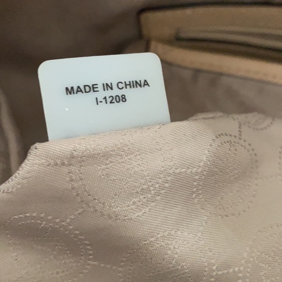 Michael Kors Leather Logo Tote Bag - Picture 11 of 16